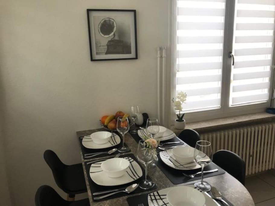 Appartement Des 3 Pays. 2 Mn De Bale+ Free Parking 생루이 외부 사진