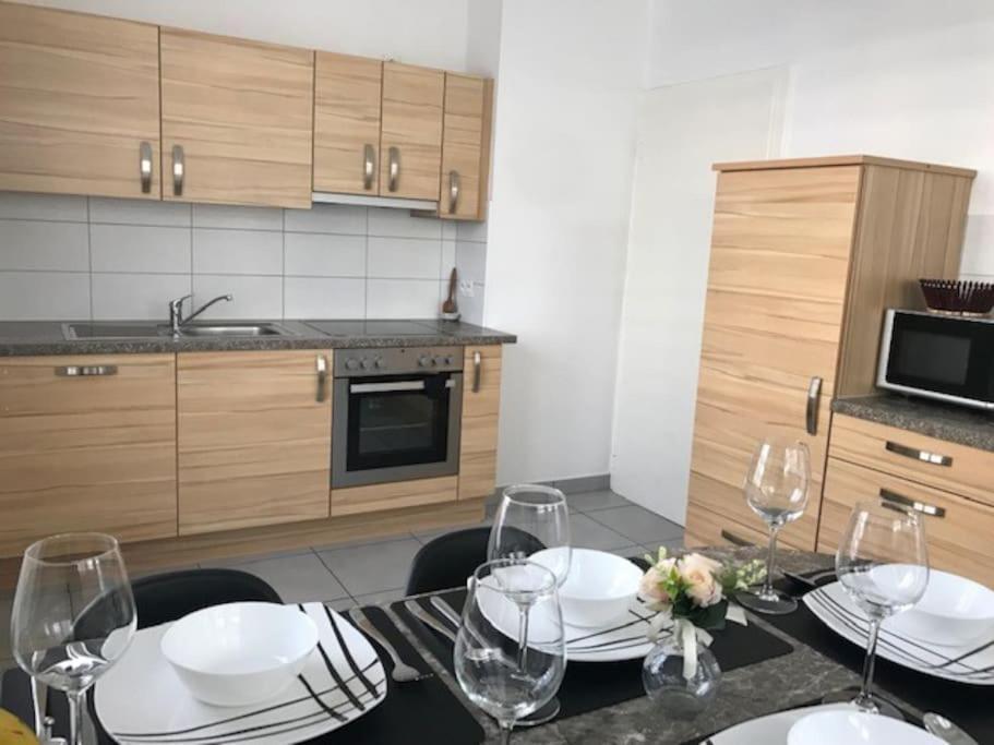 Appartement Des 3 Pays. 2 Mn De Bale+ Free Parking 생루이 외부 사진