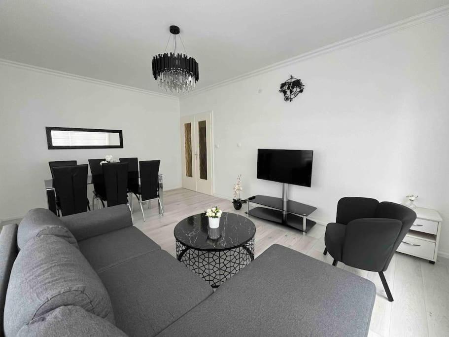 Appartement Des 3 Pays. 2 Mn De Bale+ Free Parking 생루이 외부 사진